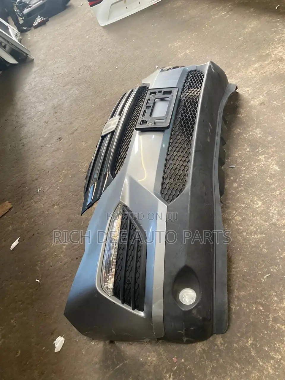 Honda Pilot 16 Front Bumper Complete 2016, 2017, 2018 Used