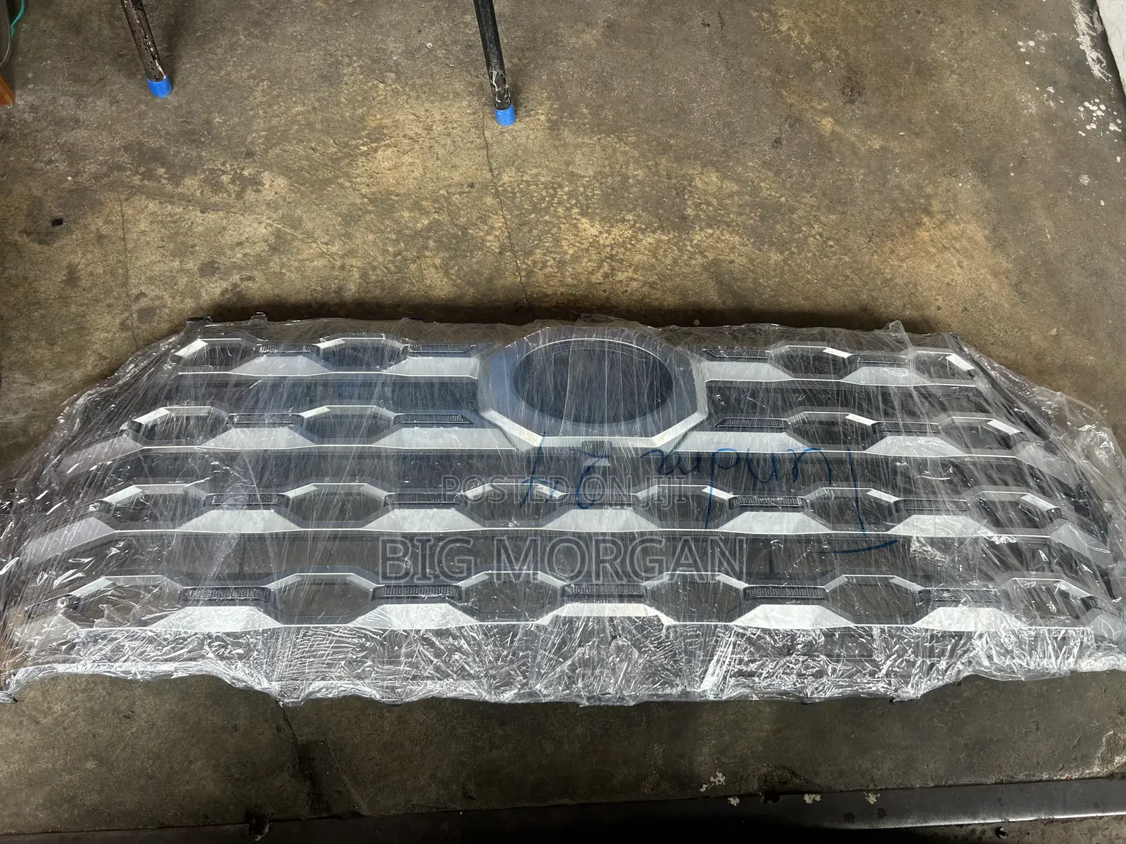 Toyota Tundra 2022 - 2025 Front Bumper Grill/Shells