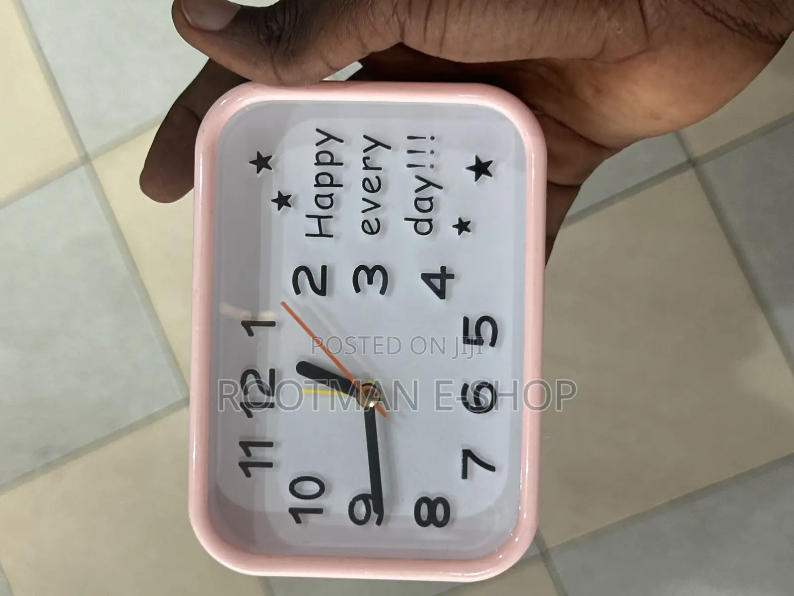Plastic Table Clock With Text "Happy Every Day", 13x9 Cm, M3