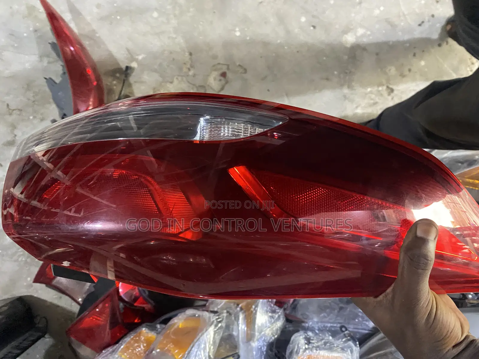 Hyundai Elantra 2017 Tail Light