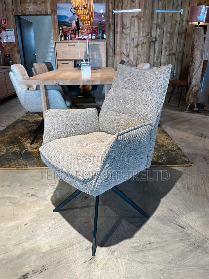Dining Chair (Menno Chair )