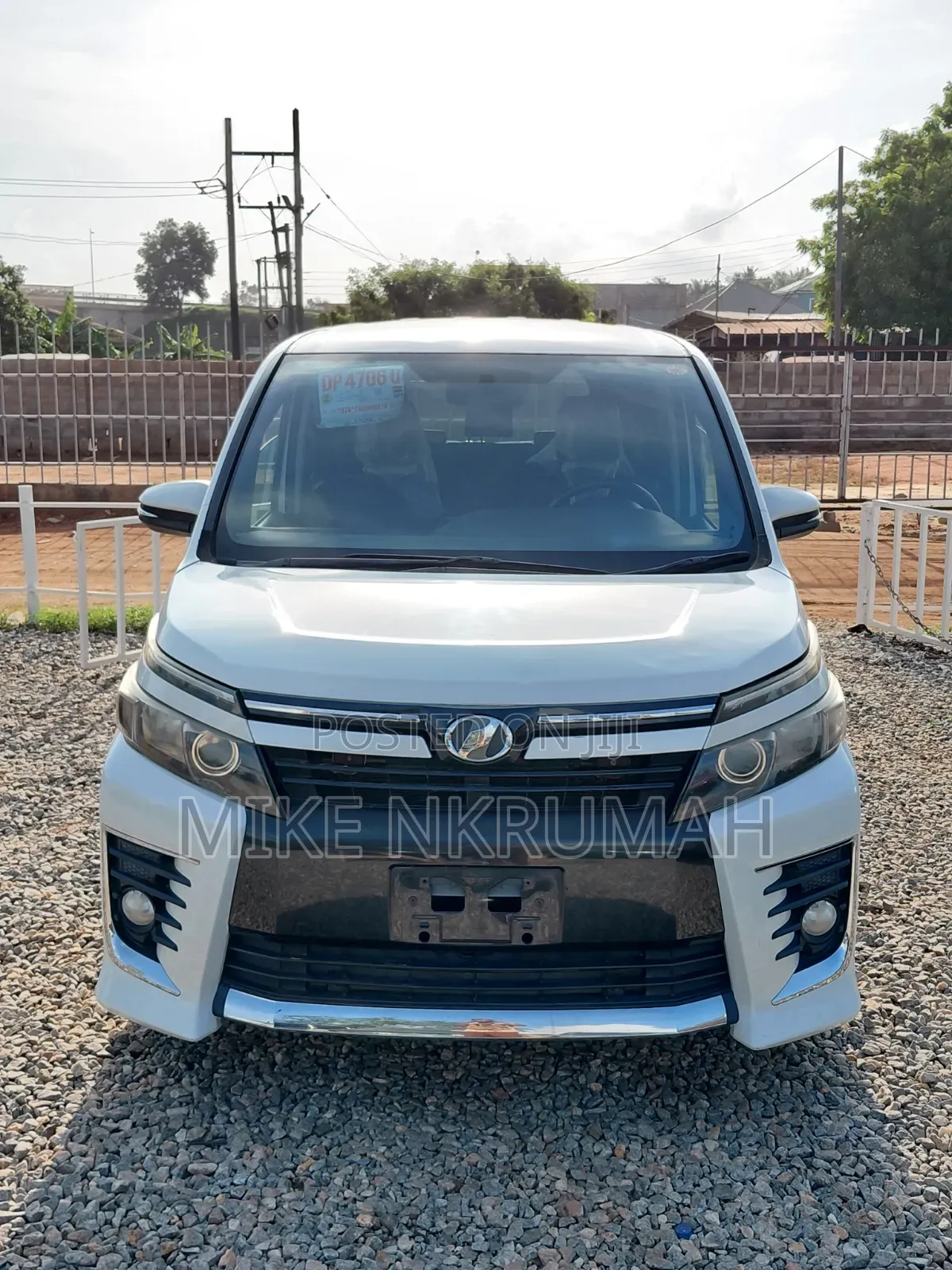 Toyota Voxy SV Premium 2014 White