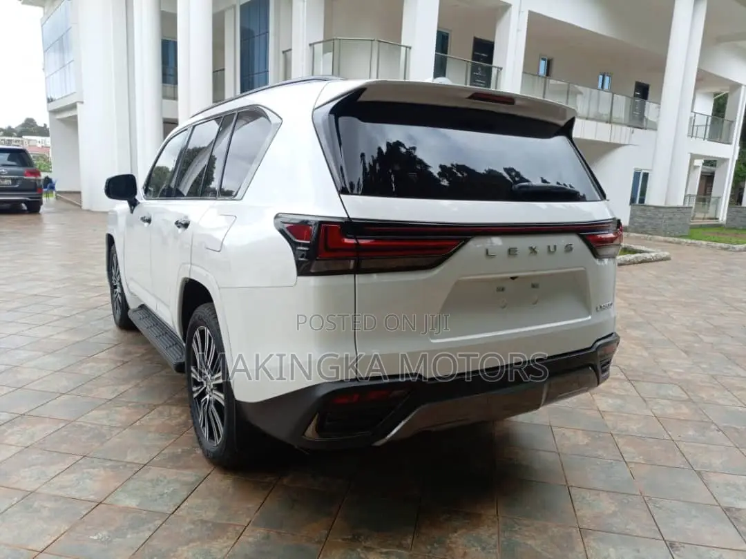 New Lexus LX 600 2024 White