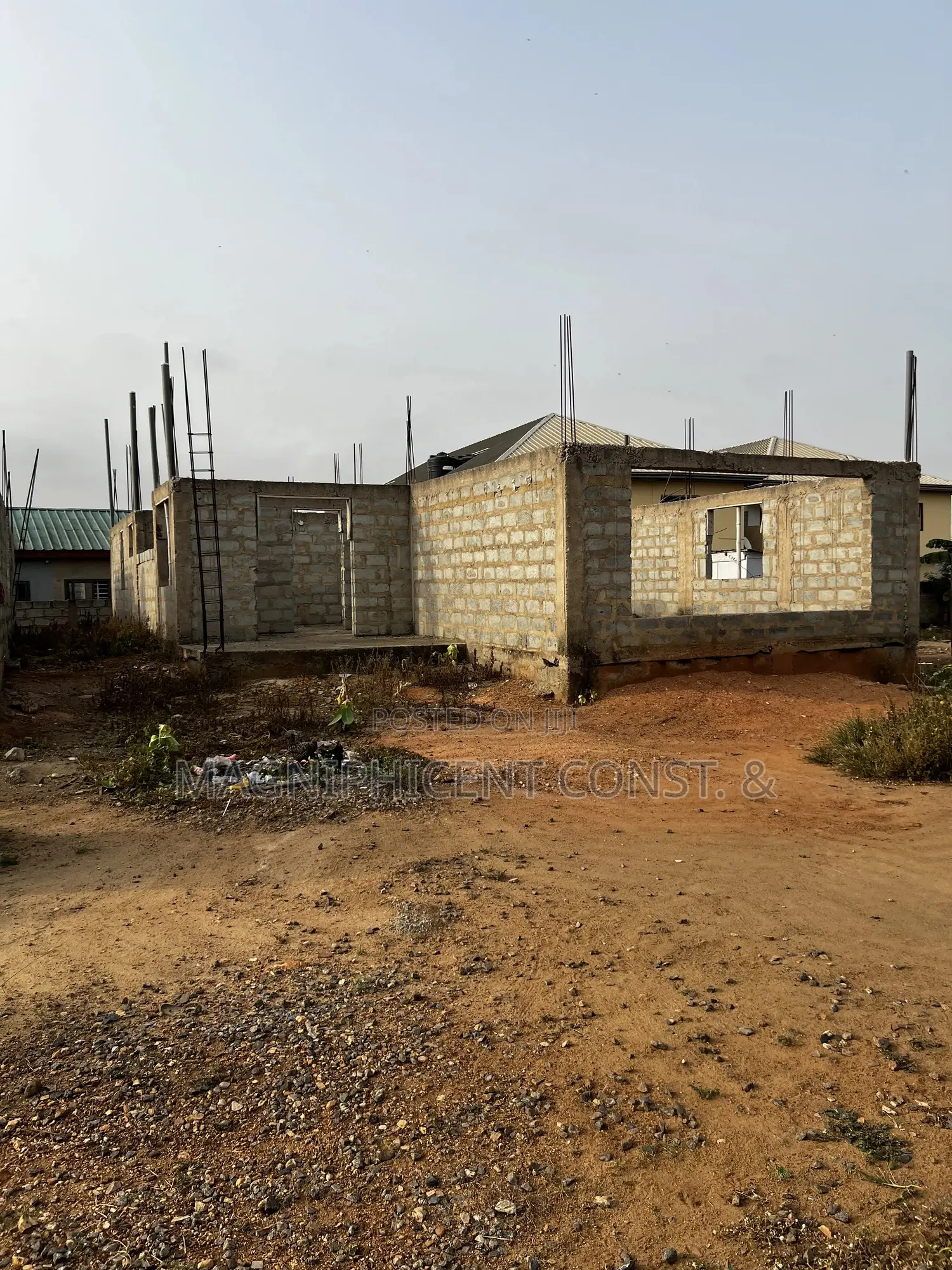 4bdrm Penthouse in Lakeside Estates, Ashaley Botwe for sale