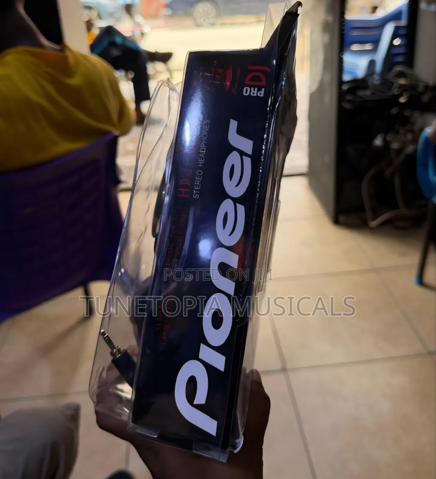 Pioneer HDJ-1000 Professional Dj Headphones