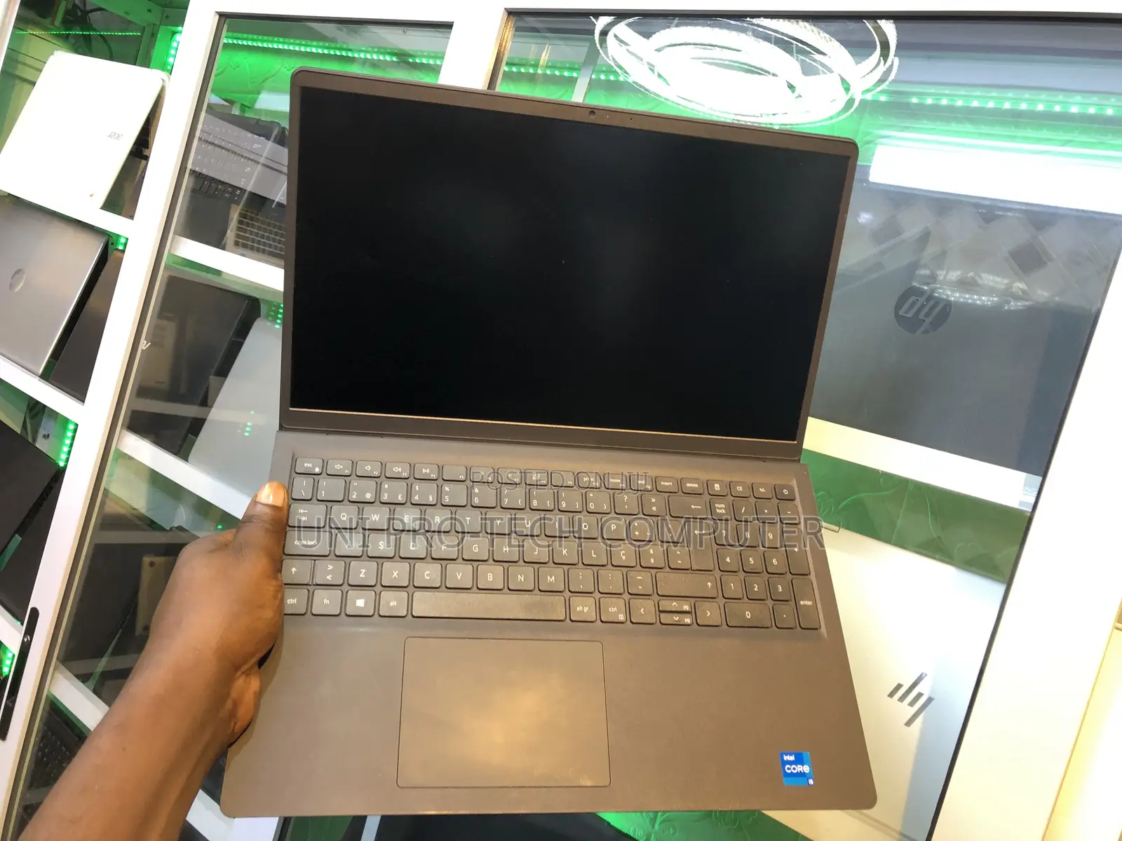 Laptop Dell Vostro 3520 8GB Intel Core i5 SSD 256GB