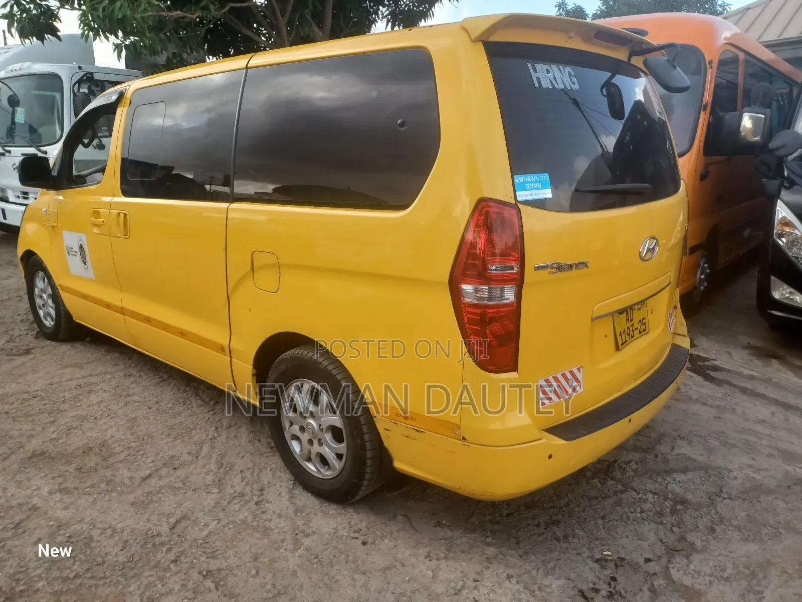 Hyundai Starex 2014 Yellow