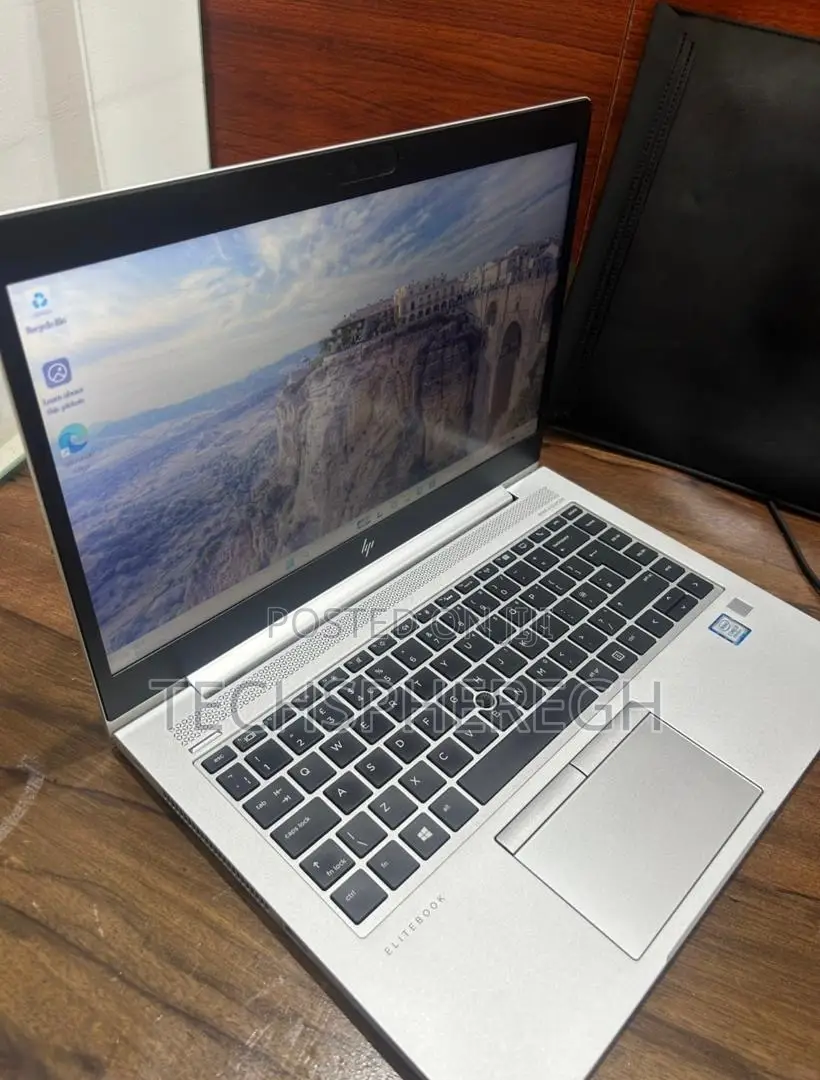 Laptop HP EliteBook 840 G5 256GB Intel Core i7 SSD 256GB