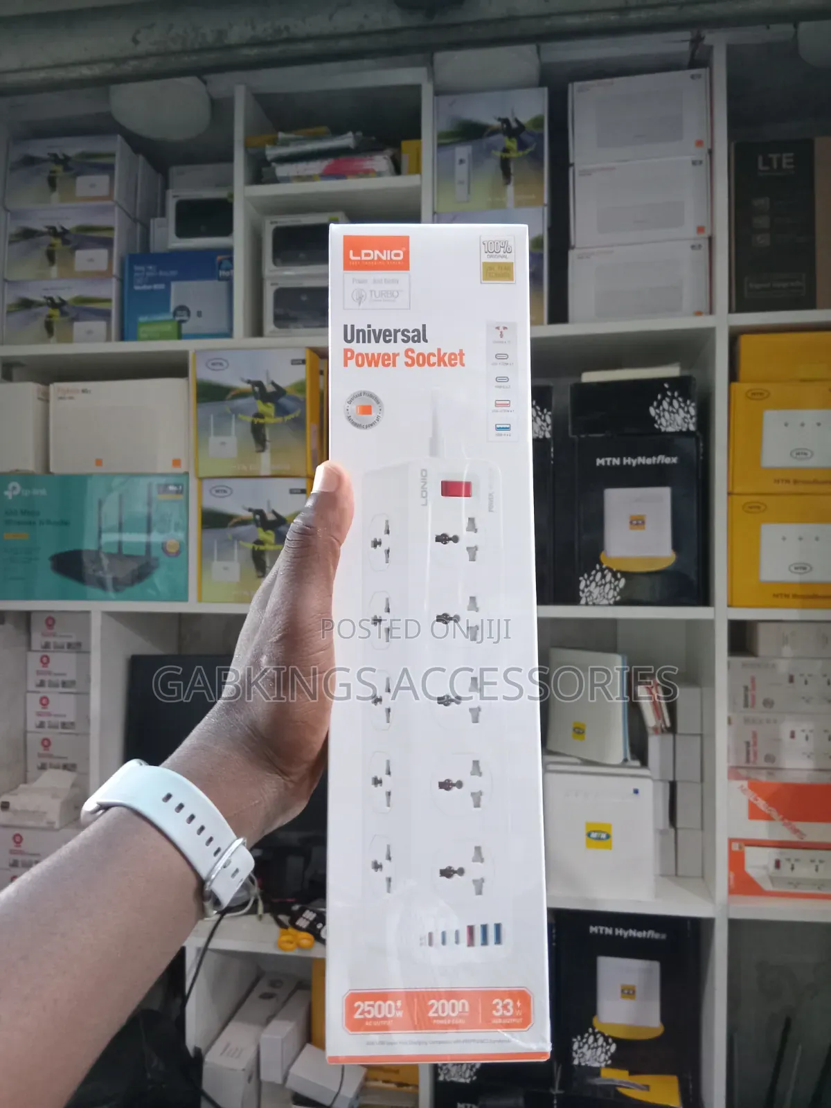 Ldnio Power Strip Socket With 10 Sockets With 30w 6-Port Usb Charger