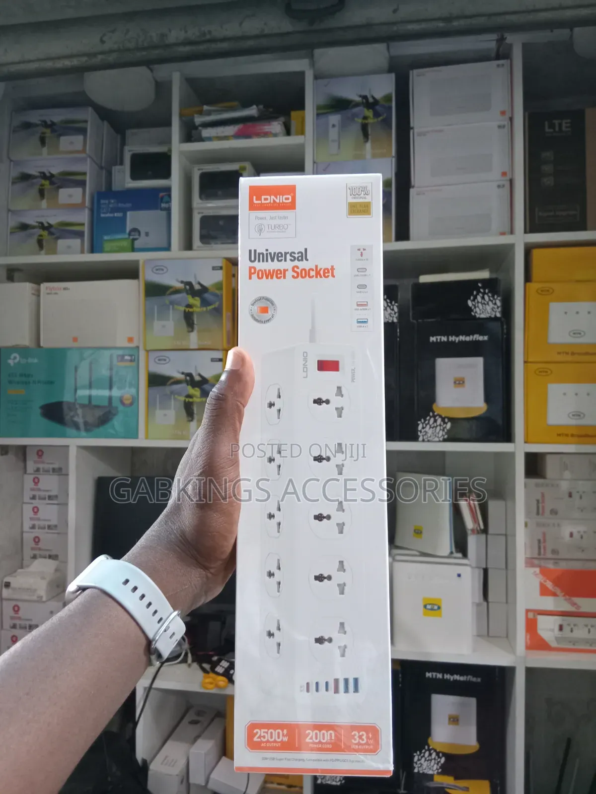 Ldnio Power Strip Socket With 10 Sockets With 30w 6-Port Usb Charger