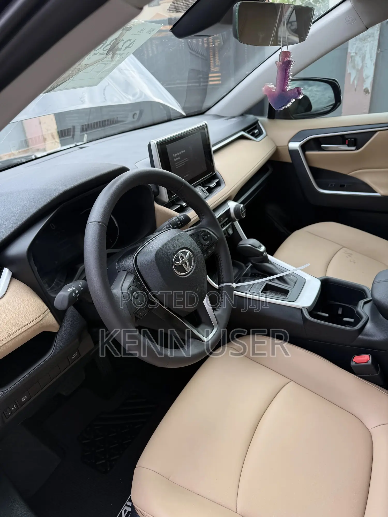 Toyota RAV4 XLE Premium 2025 Black