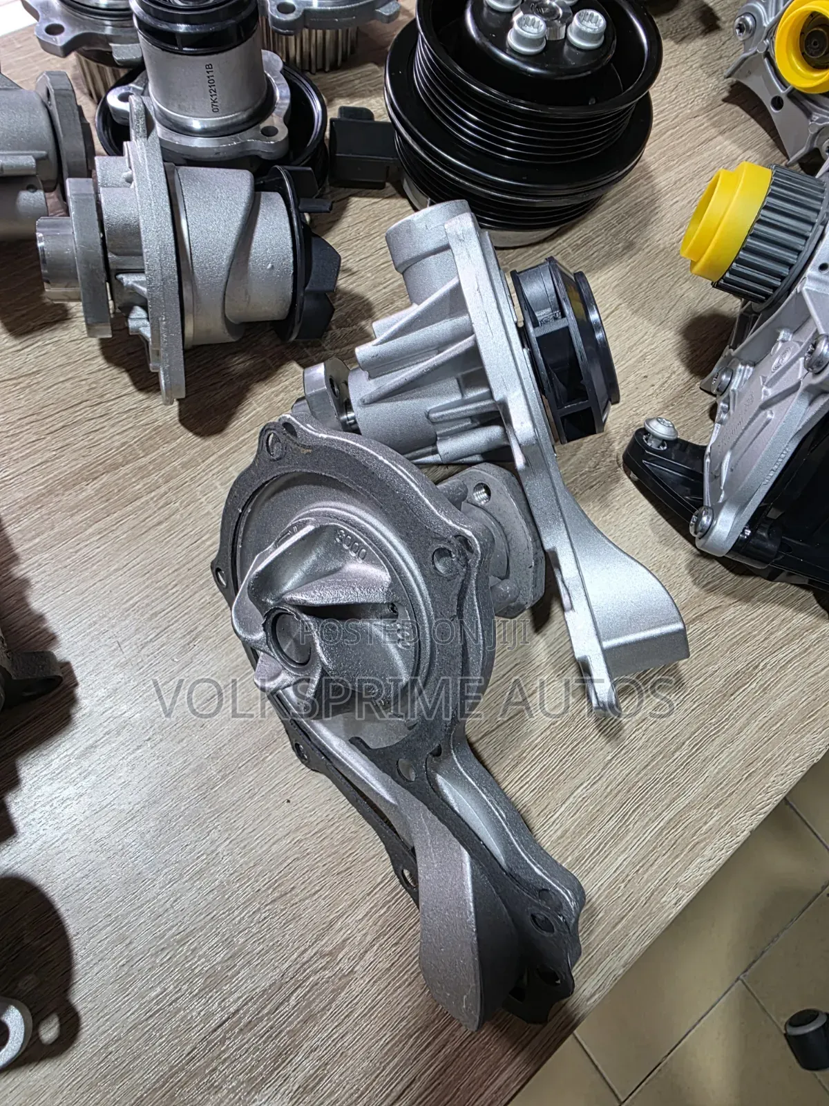 Water Pump for Different Volkswagen Models Including Porsche, Audi.
