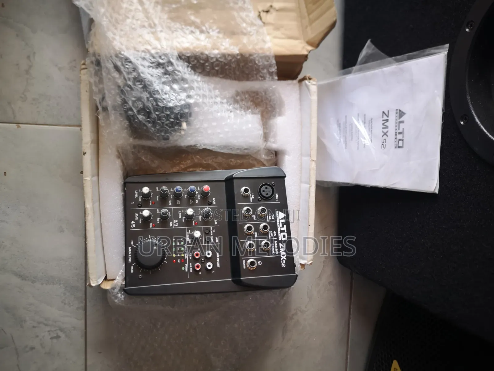 Alto Professional Zmx52 Mixer