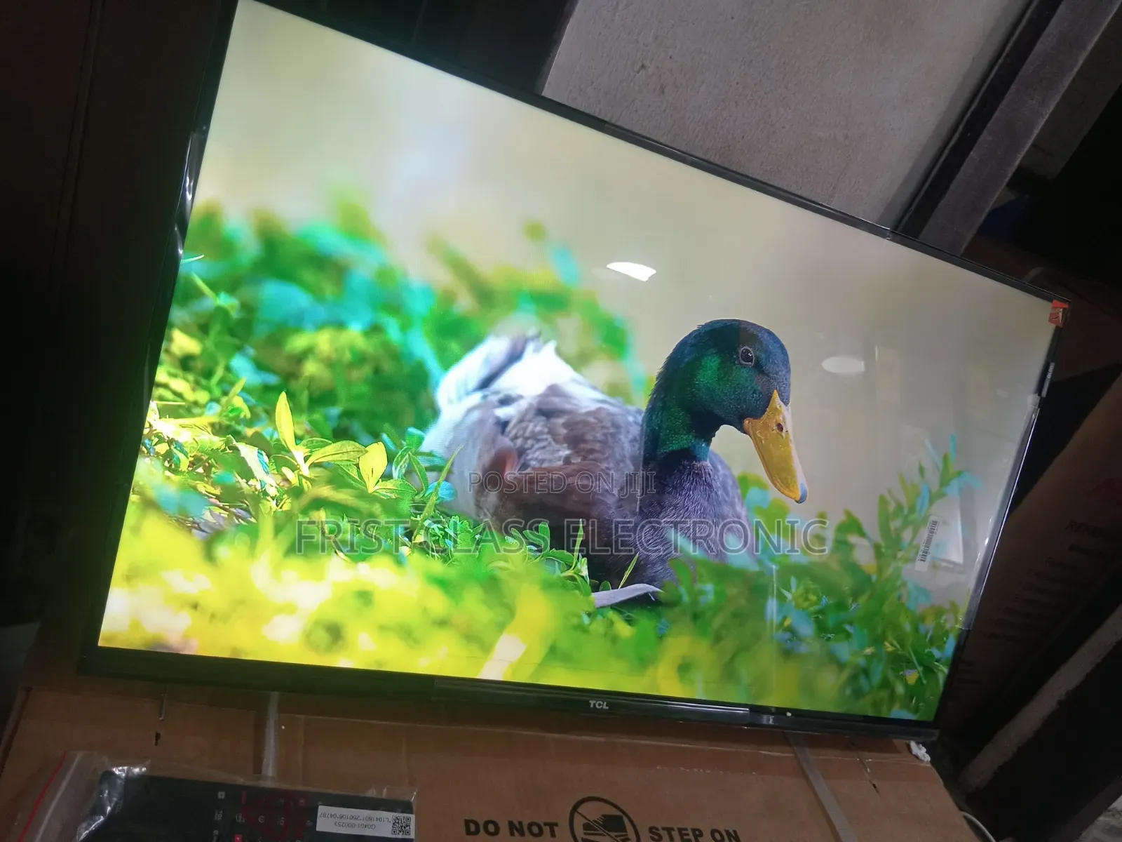 TCL Smart Tv Beauty That Blends With Any Decor