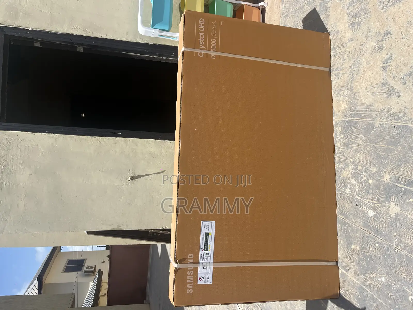 Brand New Samsung Du8000 65 Inches