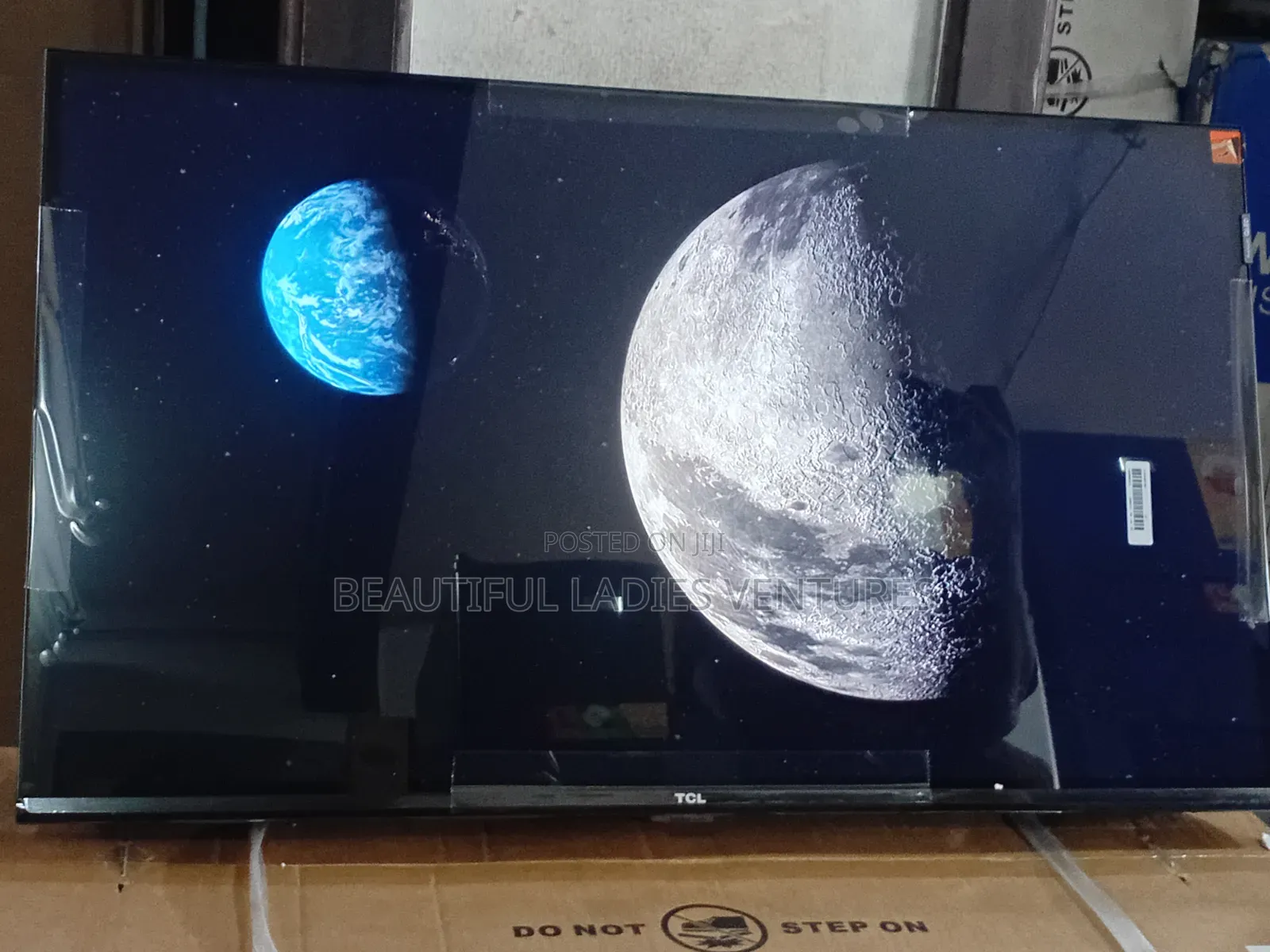 TCL 32-Inch Slim Led Television for Compact Rooms