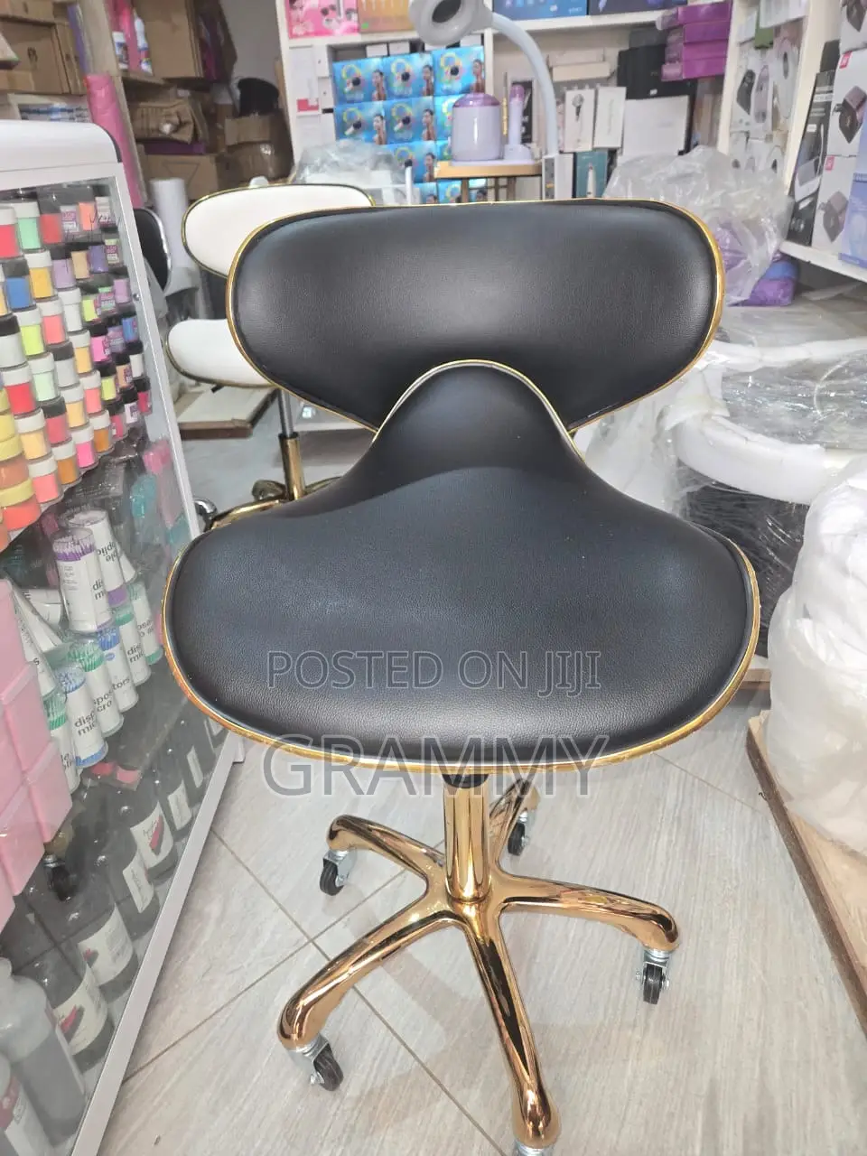 Portable Barbing Chair