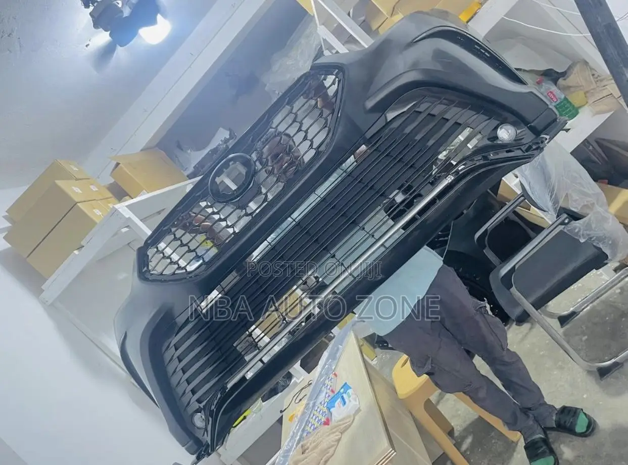 Toyota Highlander Se 2020-24 Complete Bumper
