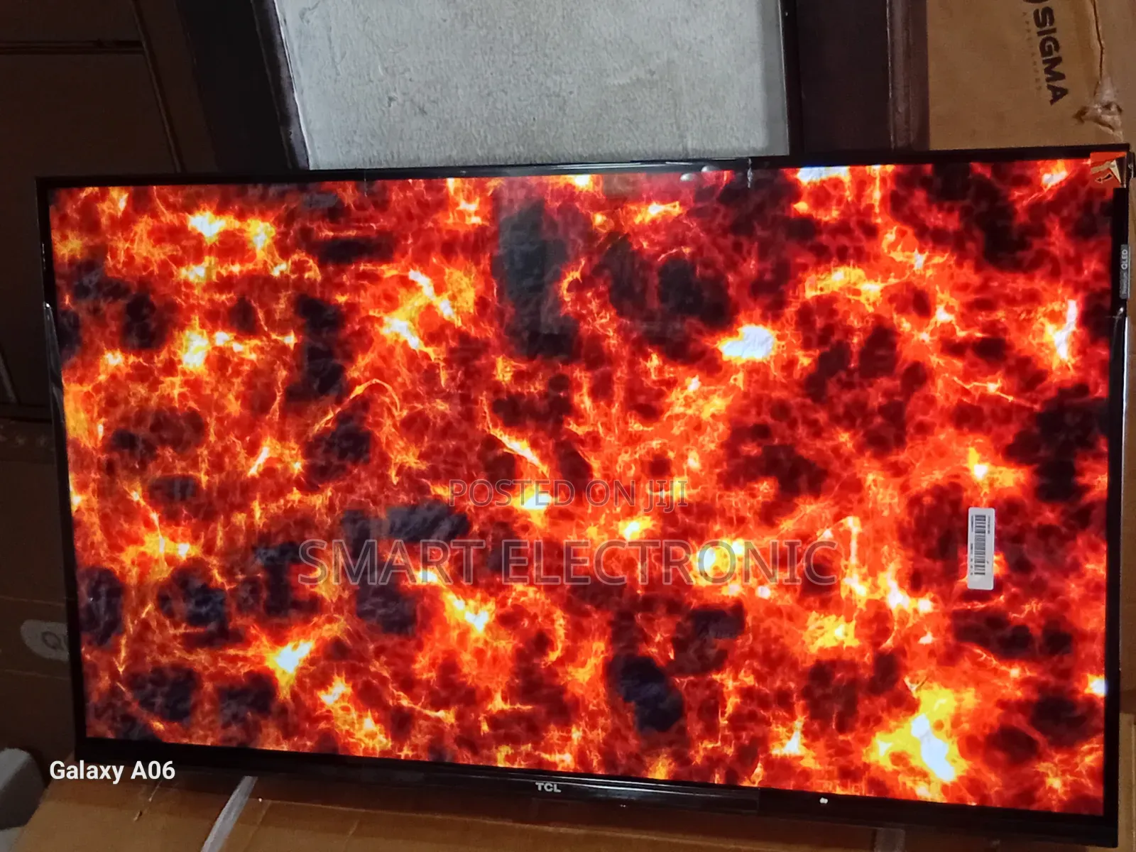 TCL 32” Compact Smart Tv – Perfect Blend of Style Performance