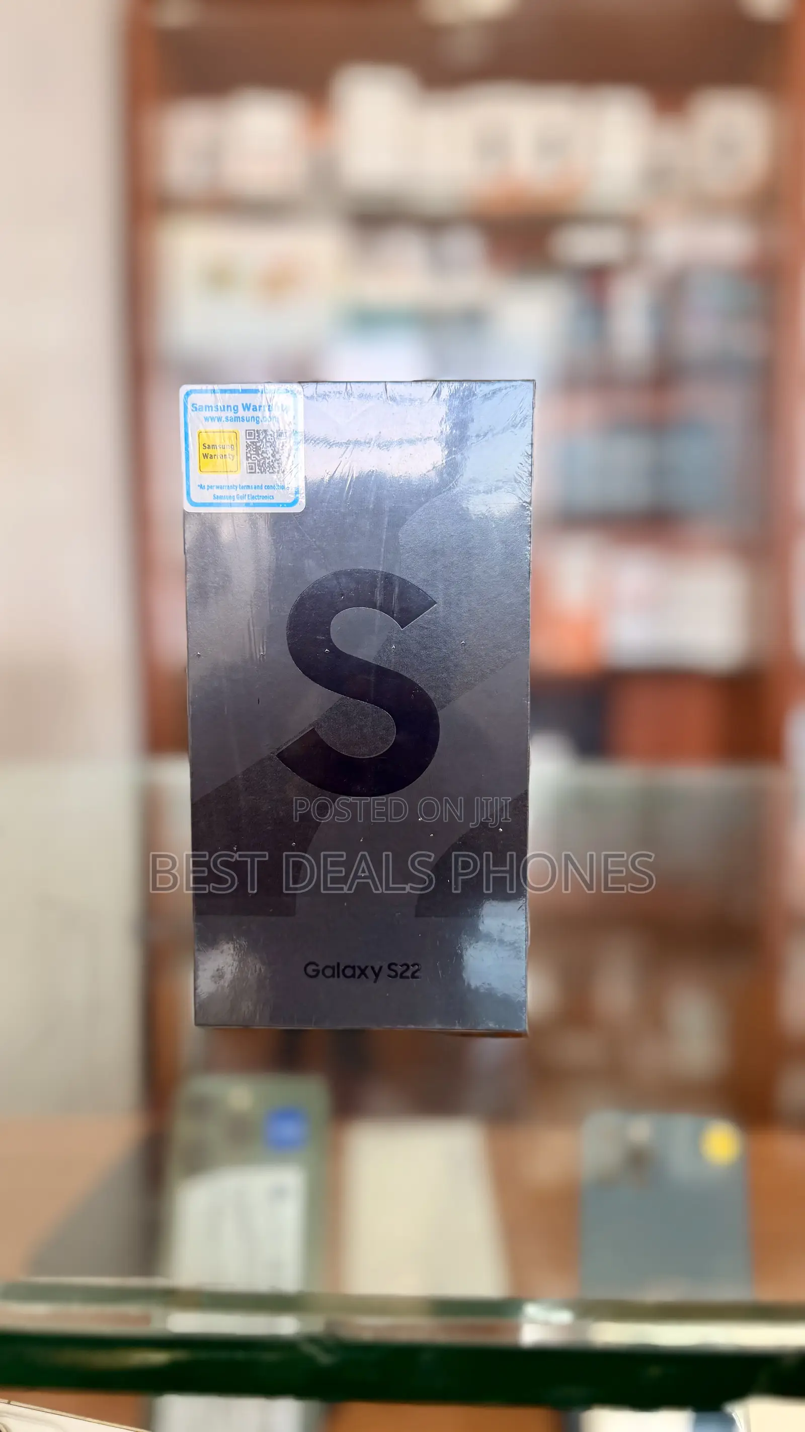New Samsung Galaxy S22 5G 128 GB Gray