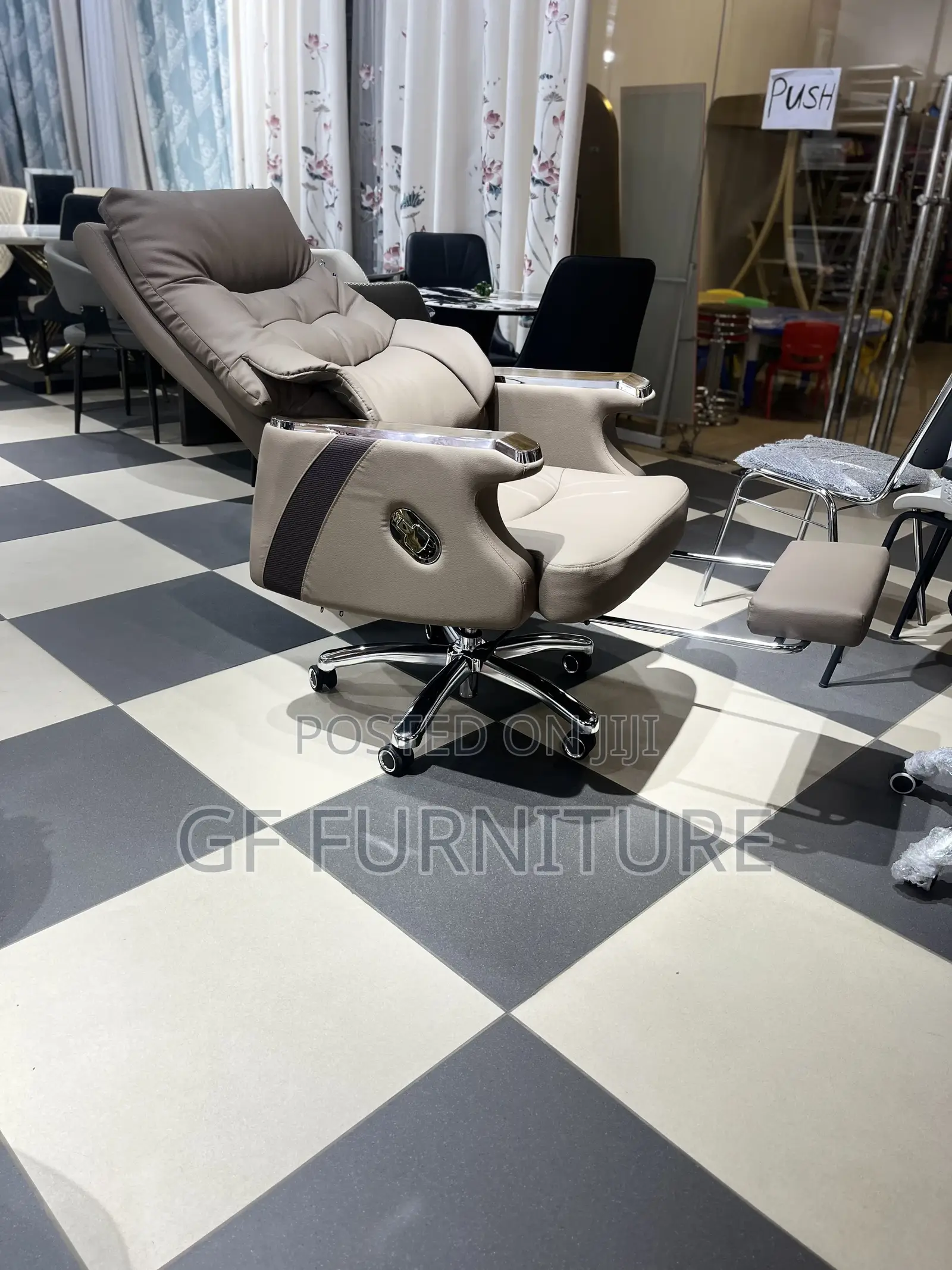 Executive Office Chair With Footrest