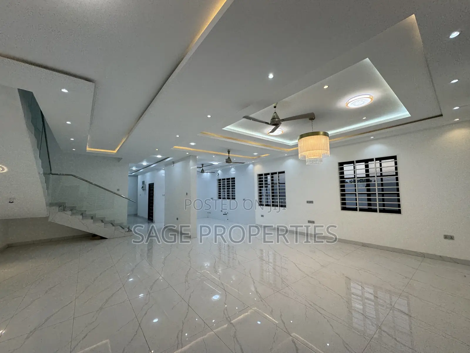 4bdrm House in Nmai-Dzorn for sale