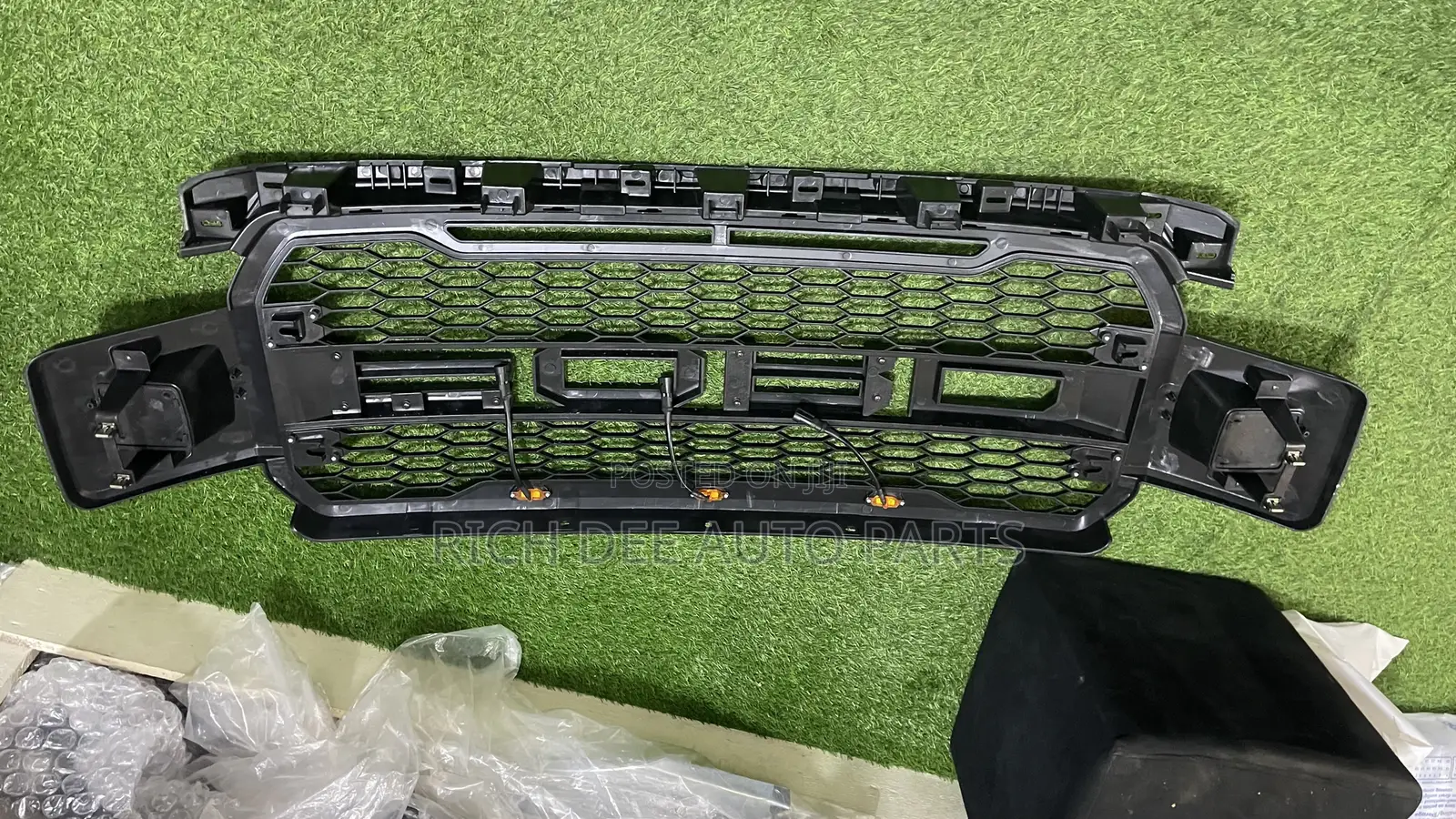Ford F-150 Bumper Grille 2018, 2019, 2020 Top Shells