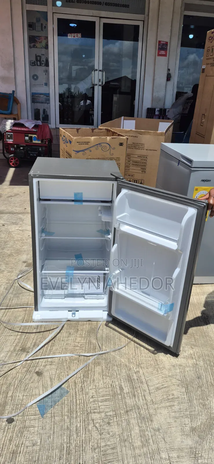 Quality Roch Table Top Fridge 86l With Top Freezer Brand New for Sale