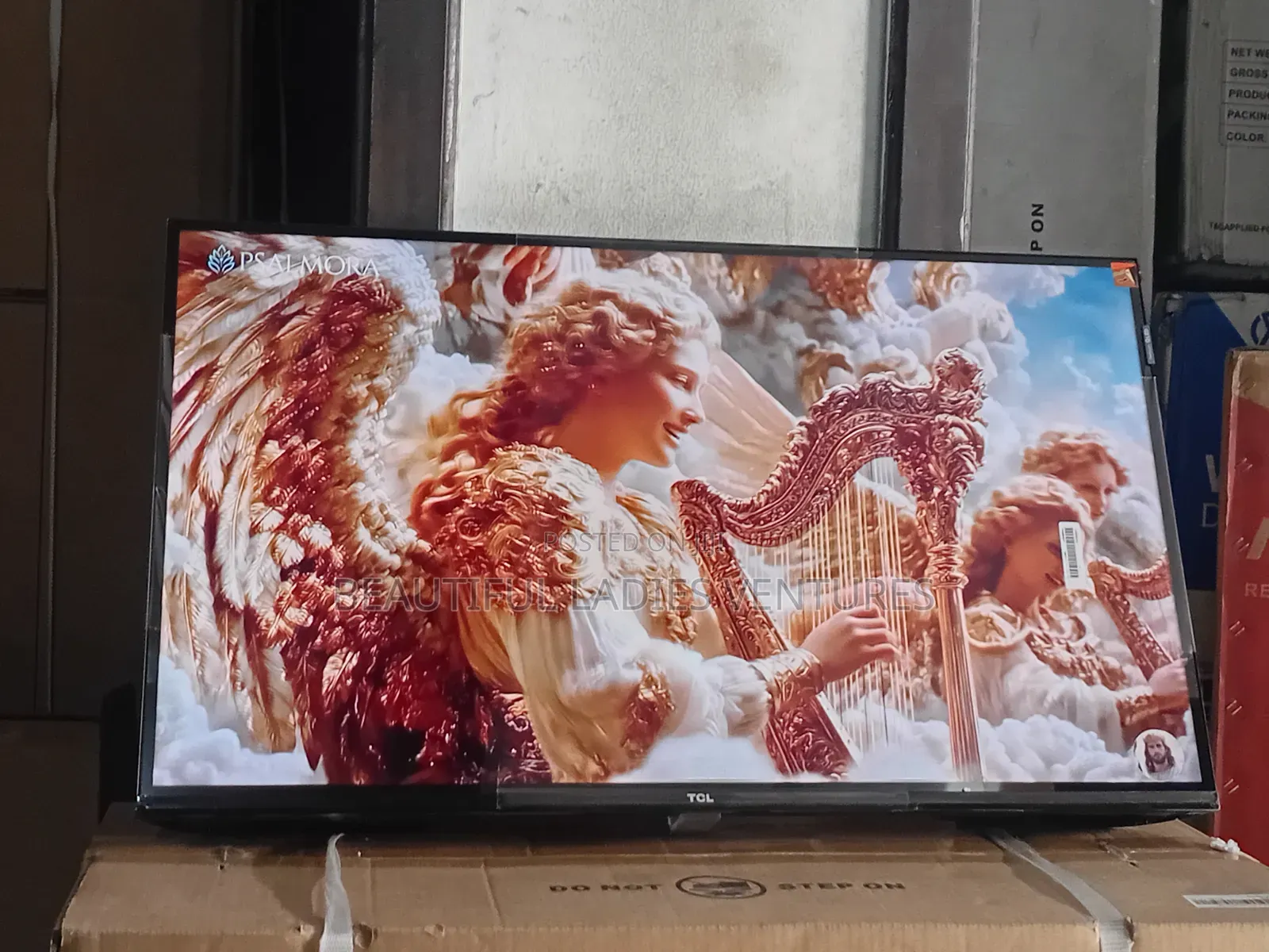 TCL 32” Crystal Vision Entertainment Tv