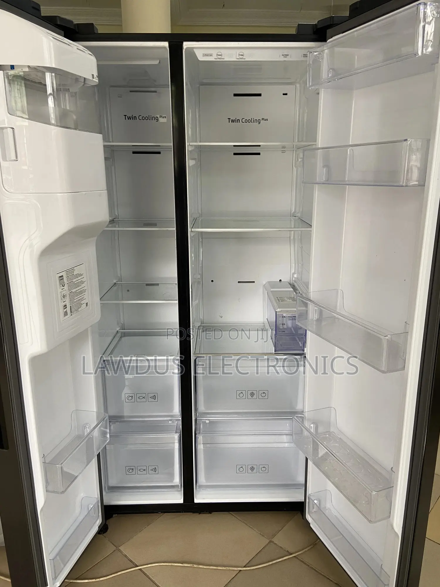 Samsung American-Style Fridge Freezer