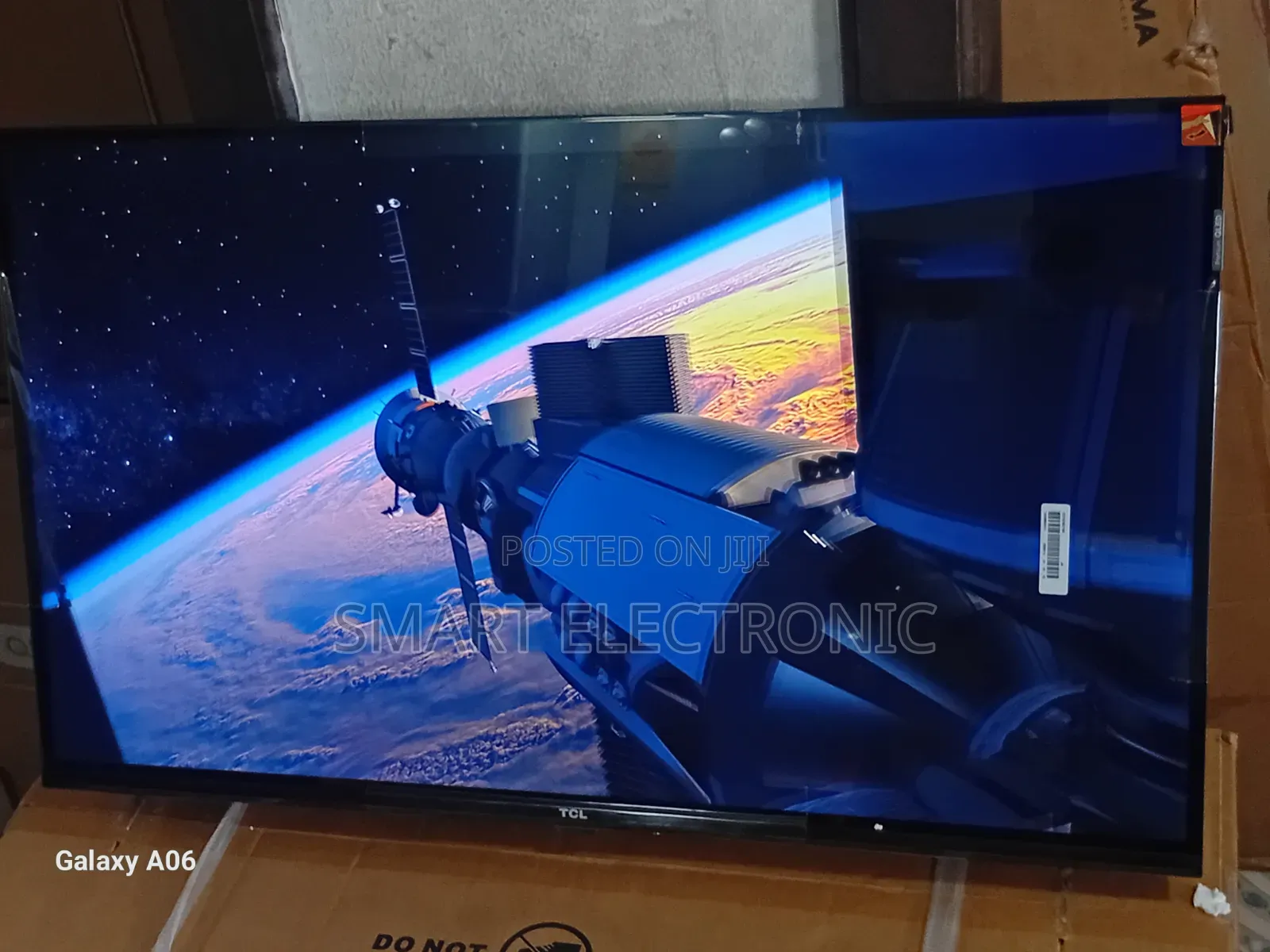 TCL 32” Hd Flat Screen Tv – Perfect for Bedrooms Offices