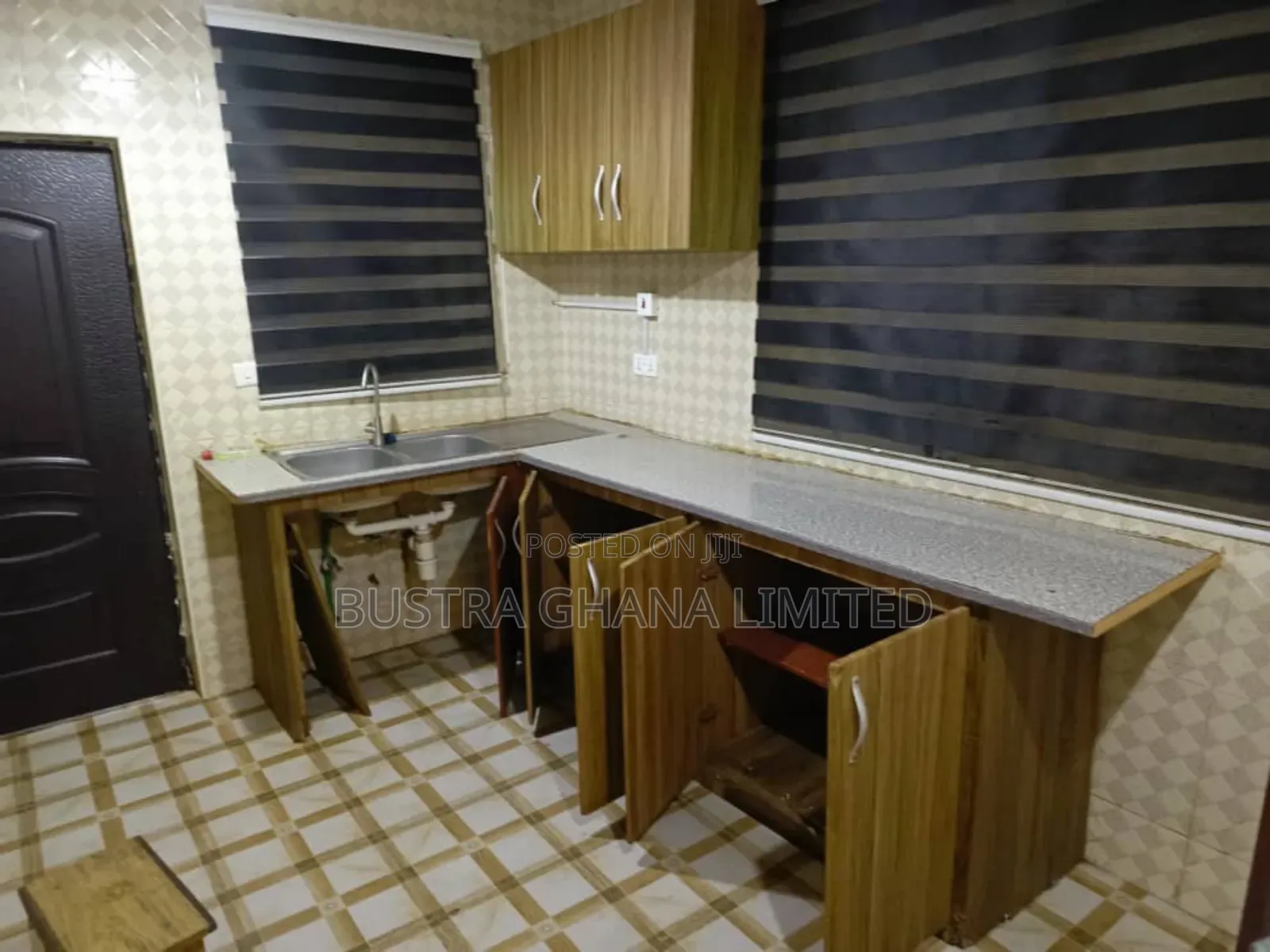 3bdrm House in Kasoa State Housing, Budumburam for rent