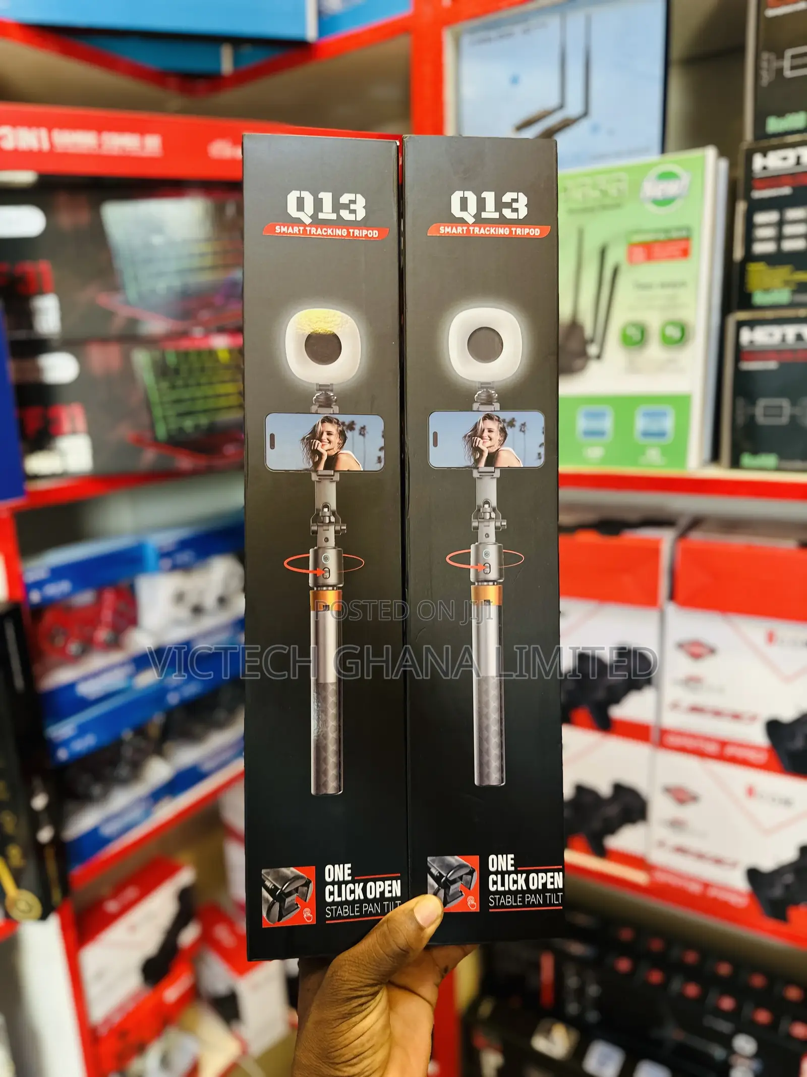 Q13 Smart Tracking Tripod