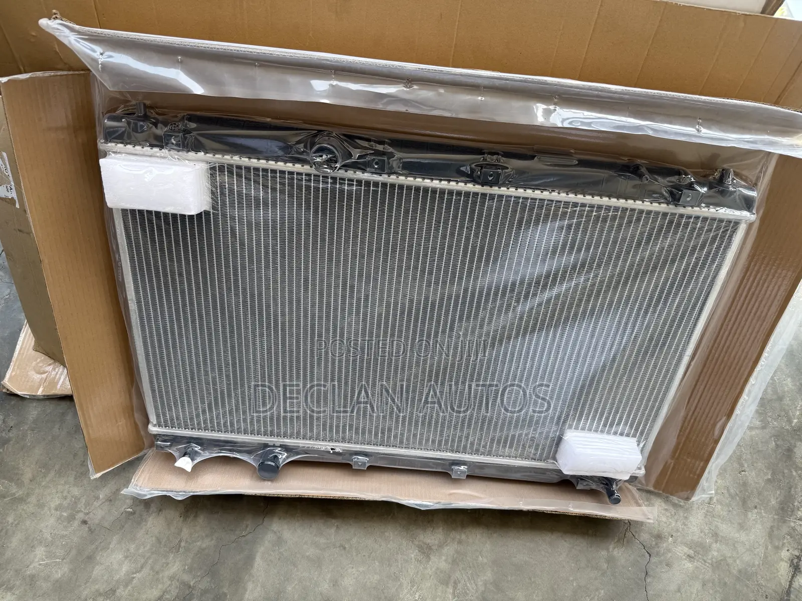 Honda CRV 2012,2013,2014,2015,2016 Radiator/ Water Tank