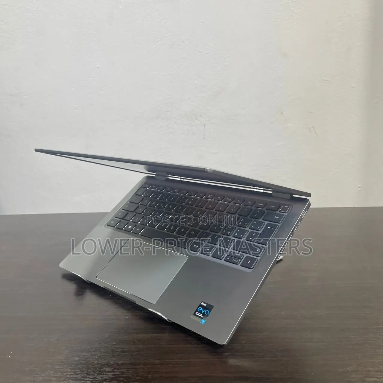 New Laptop Dell Latitude 9420 16GB Intel Core i7 SSD 256GB