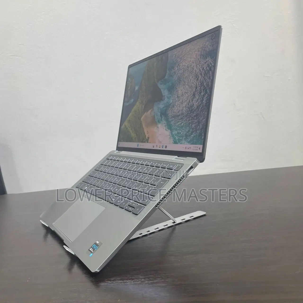 New Laptop Dell Latitude 9420 16GB Intel Core i7 SSD 256GB