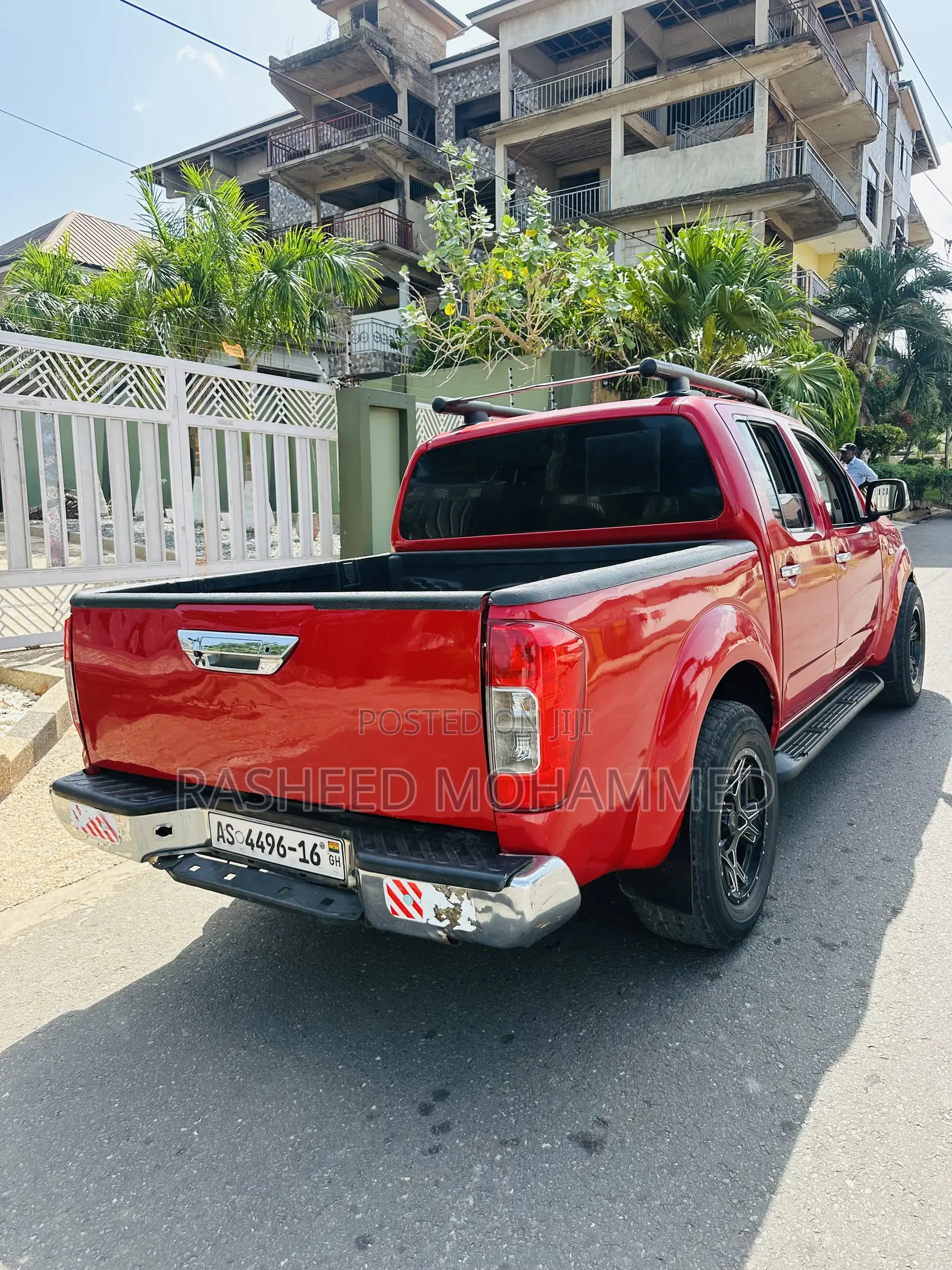 Nissan Navara 2010 Red