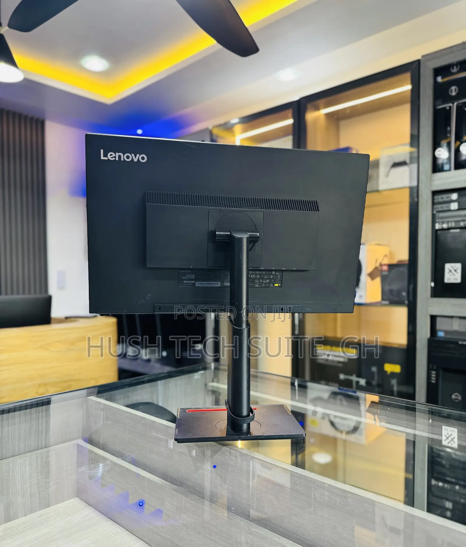 Lenovo 27” Ips Usb -C QHD 1440p Edgeless Monitor