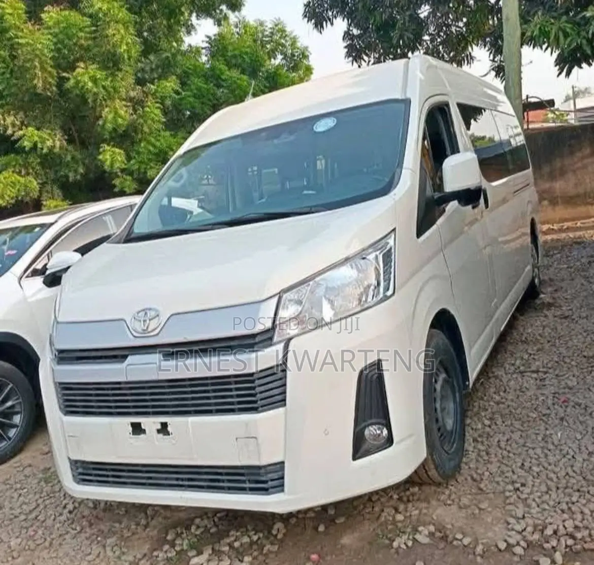 Toyota HiAce 2021 White