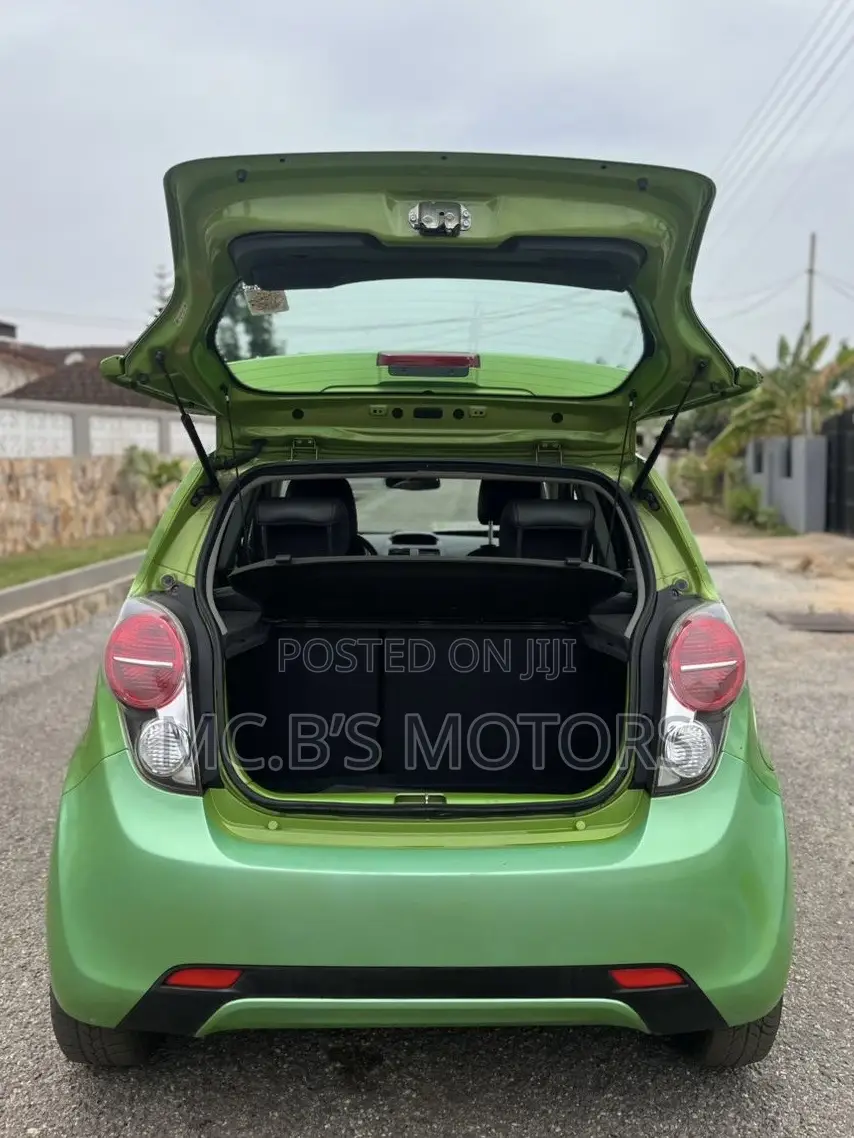Chevrolet Spark 2015 Green