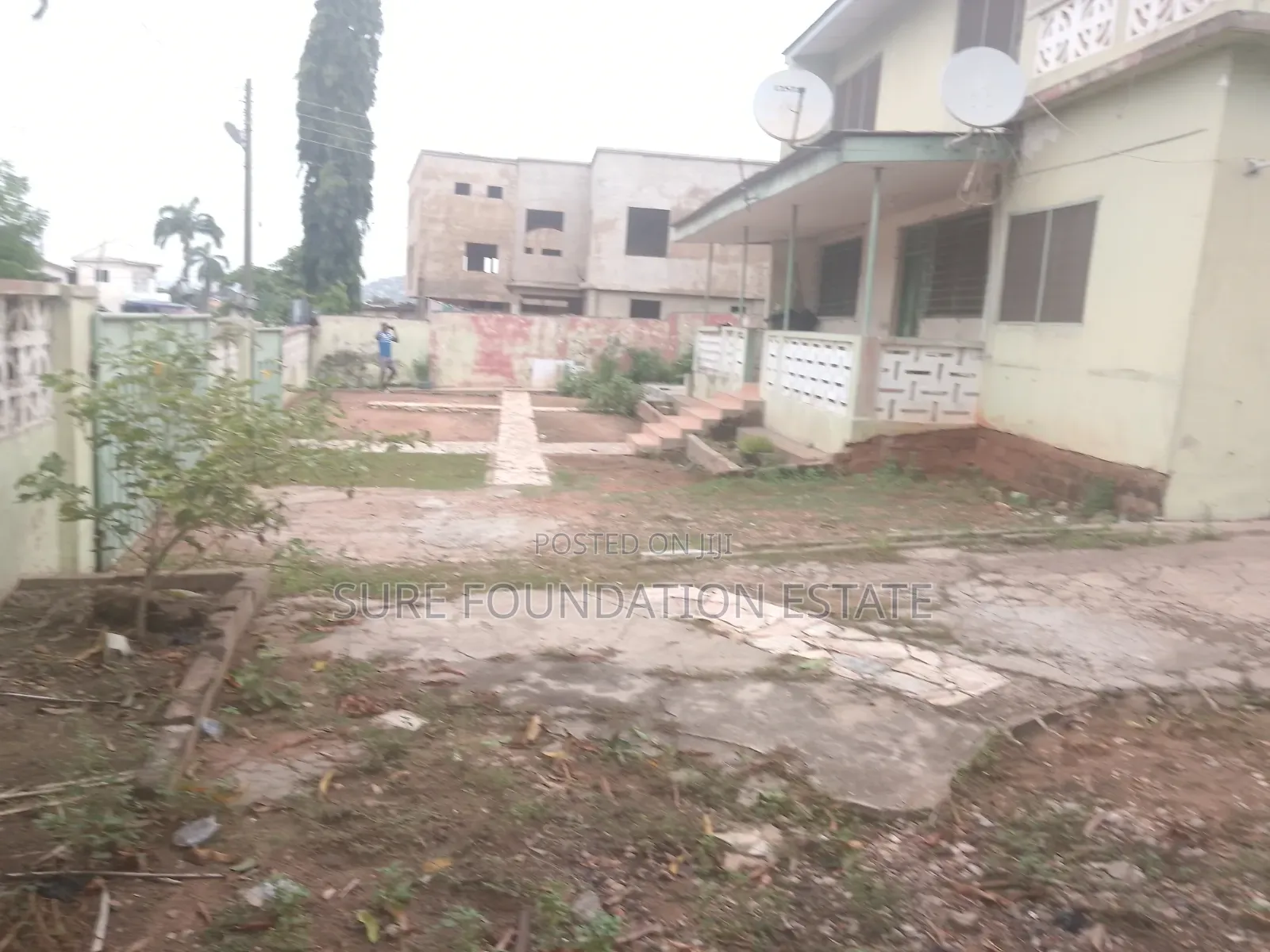 6bdrm House in Dansoman for sale