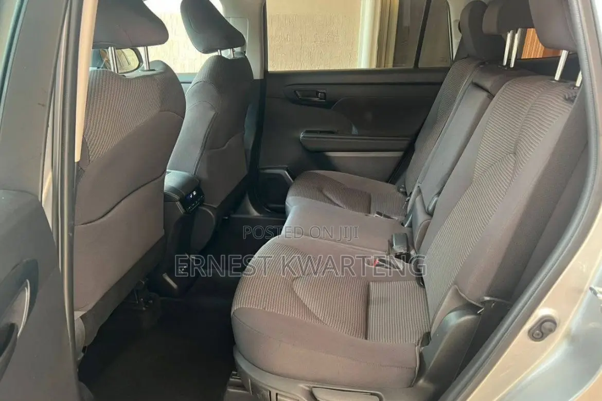 Toyota Highlander 2022 Gray