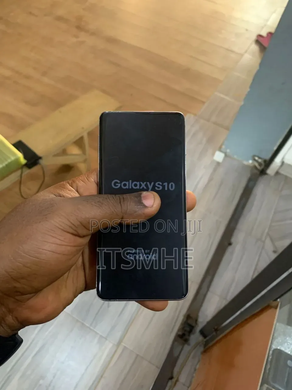 New Samsung Galaxy S10 128 GB Black