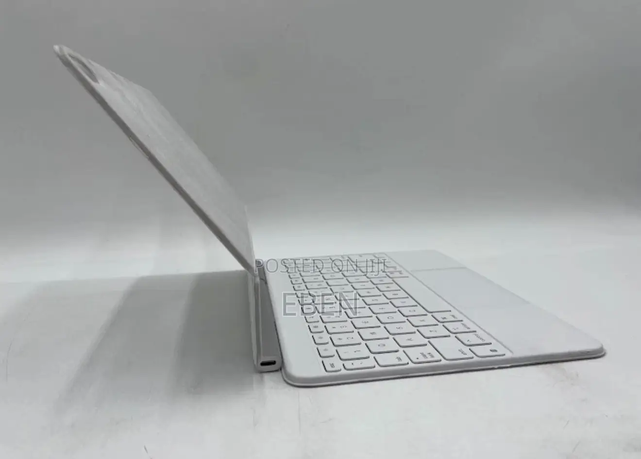 Apple Magic Keyboard 11 Inches