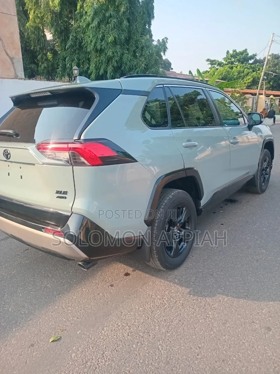 Toyota RAV4 2022 White