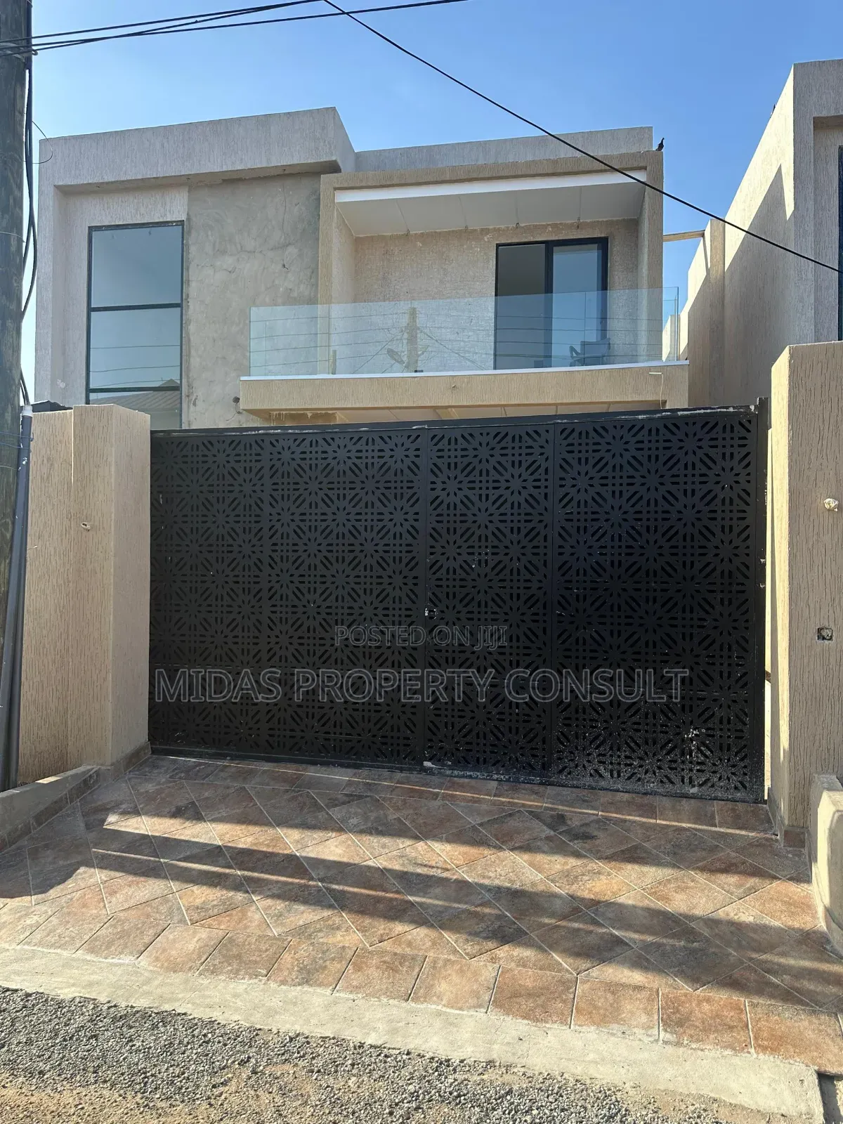 4bdrm House in West Legon, Police Station for sale