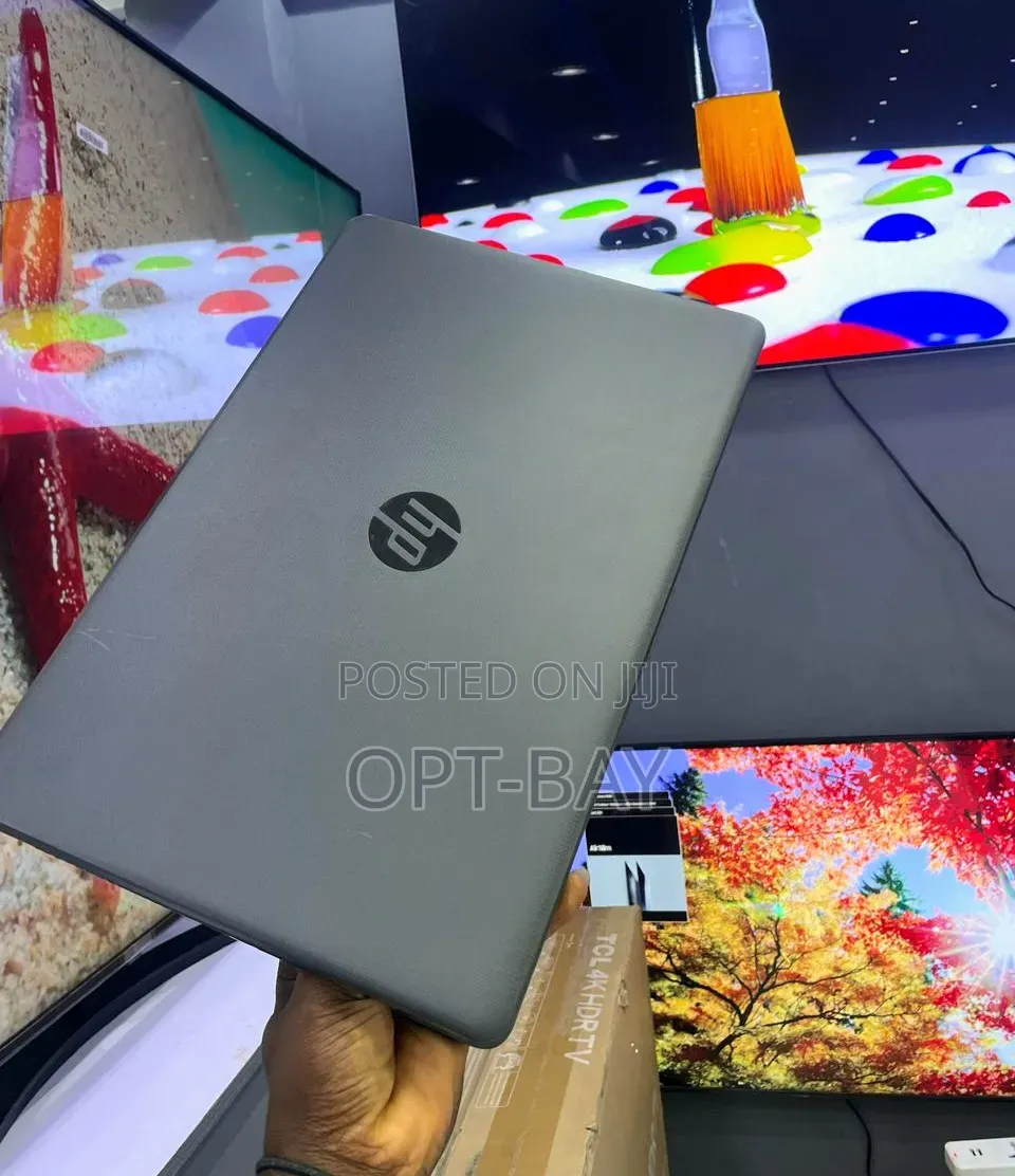 Laptop HP 255 12GB AMD Ryzen 5 SSD 256GB