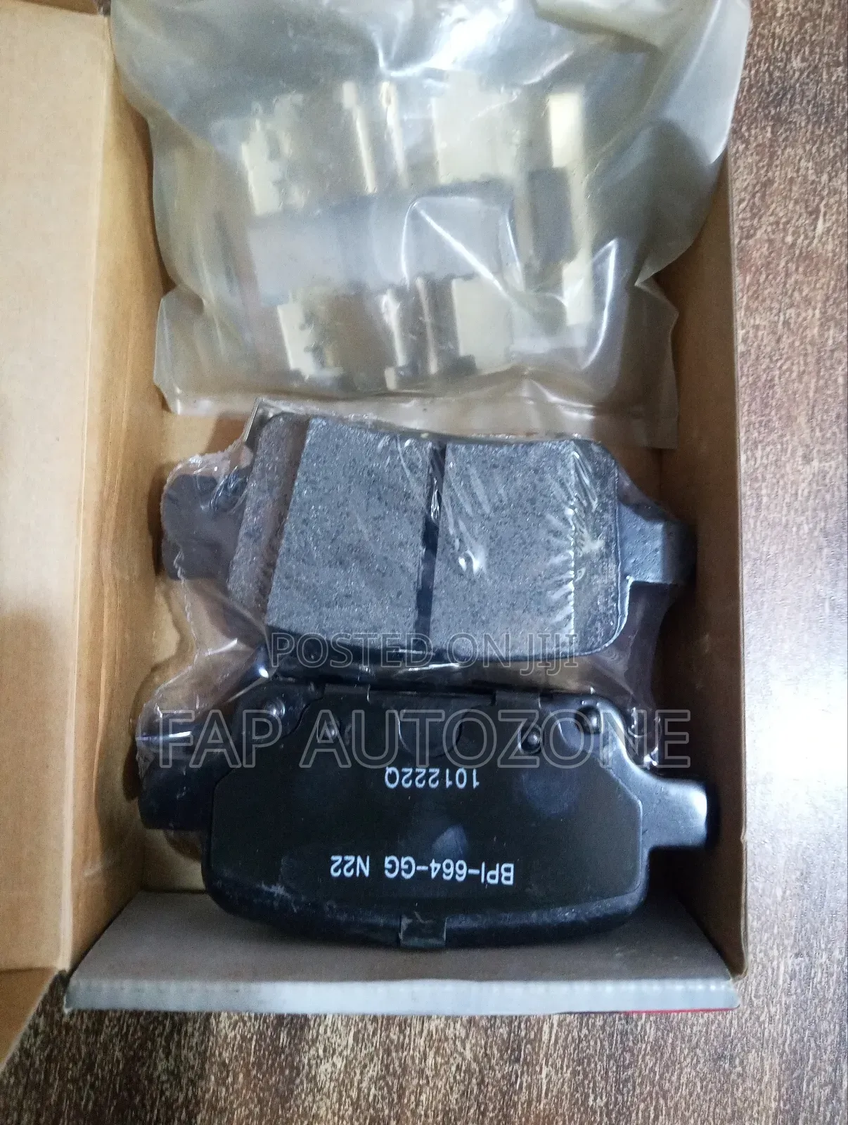 0132. Original Ceramic Equinox and GMC Terrain Brake Pads From USA