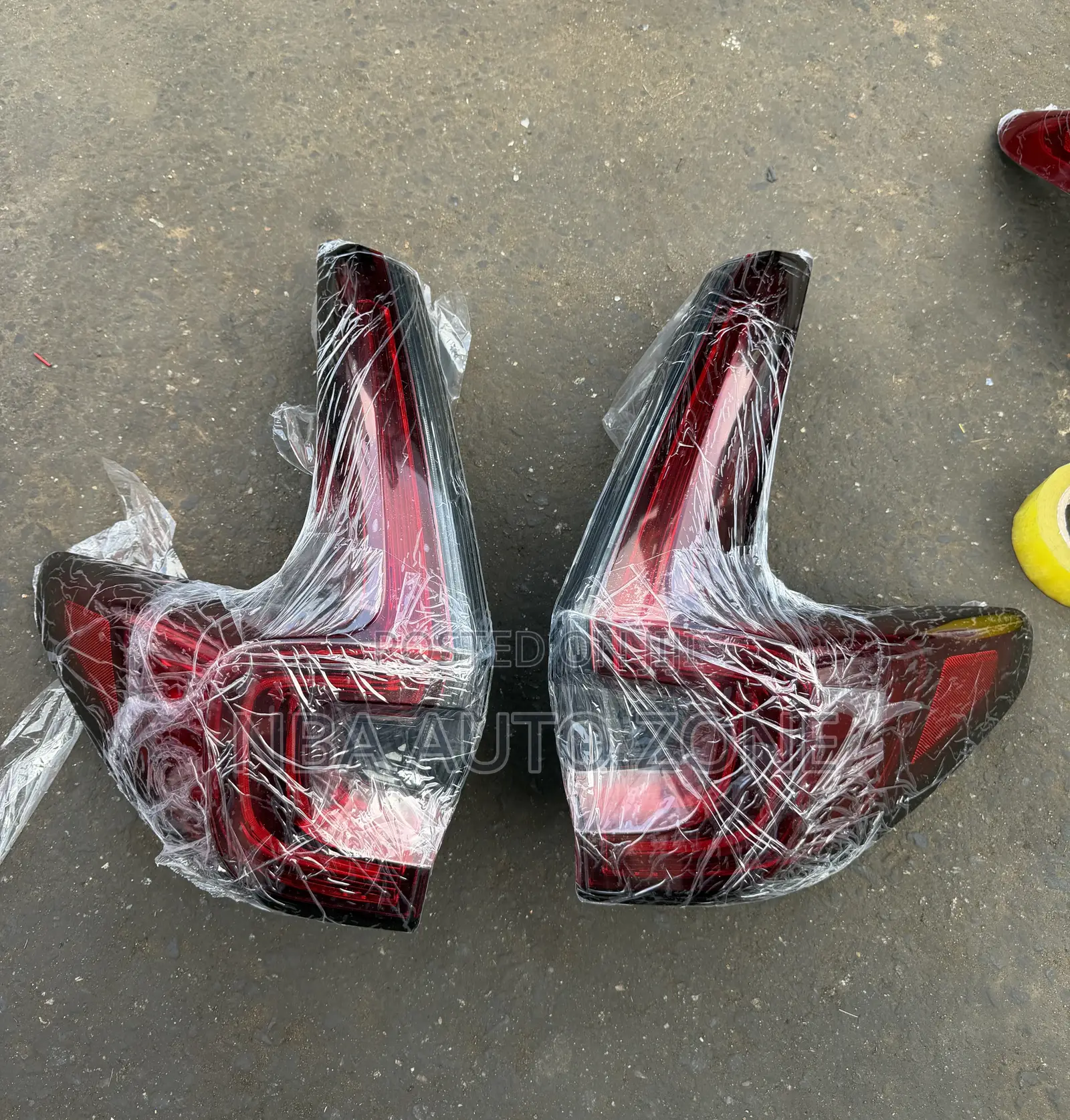 Honda CRV 2020-22 Tail Light Pair (Or One Side)