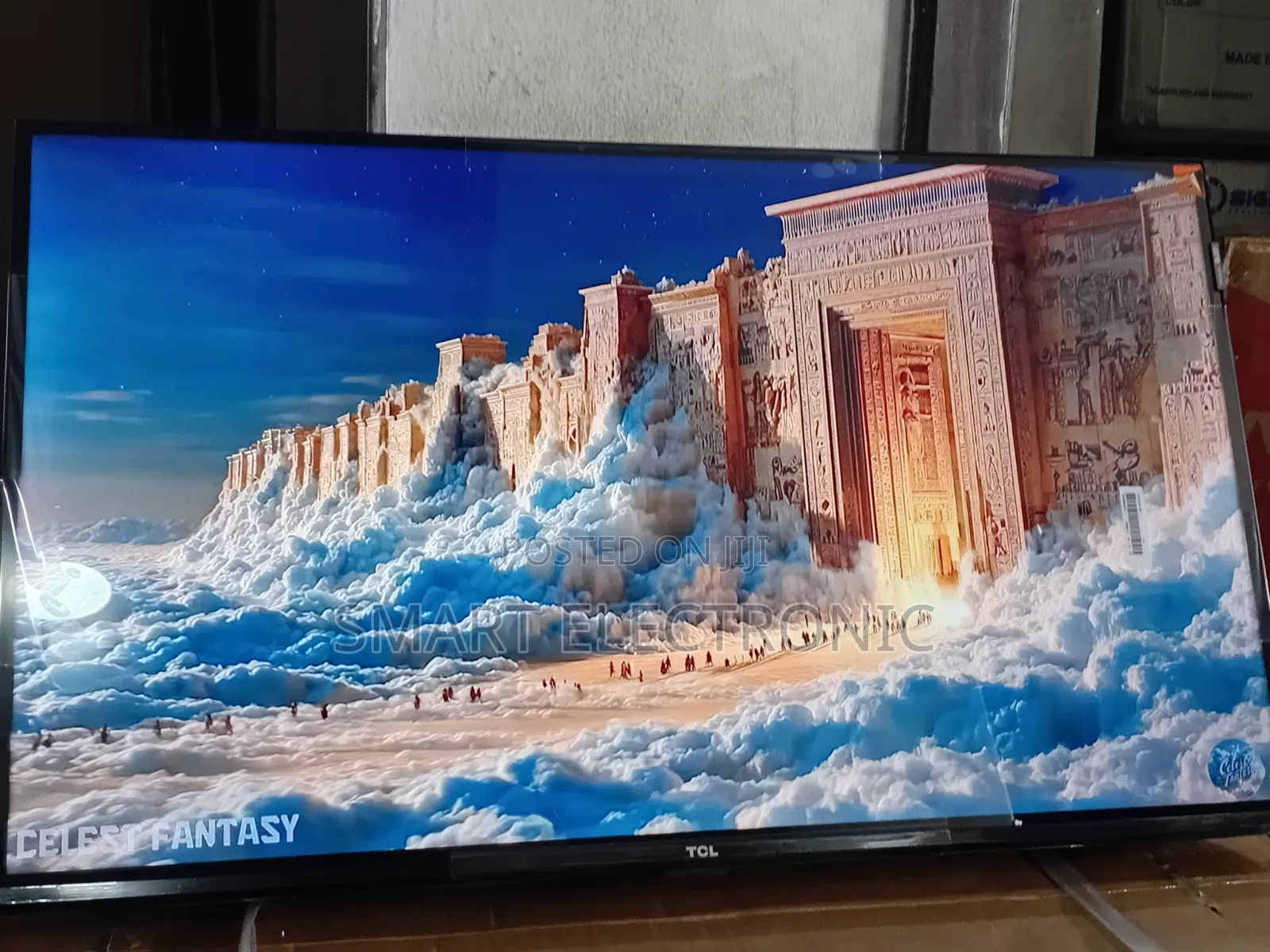 TCL 32” Qled Smart Television With Modern Slim Design